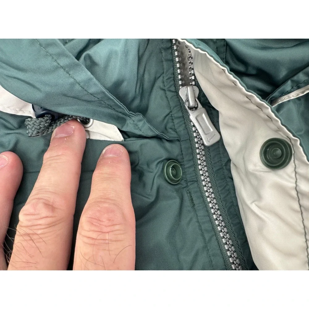 Nike Vintage Anorak Hooded Pullover Jacket‎ Green White Men's Medium Small Hole